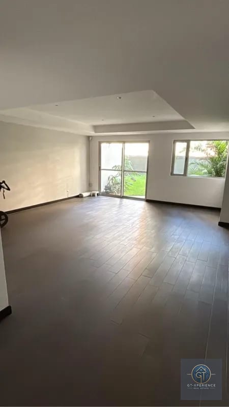 Lindo apartamento en edificio Attica, Zona 14 — Apartamento en Alquiler en Attica, Zona 14, Guatemala, Ciudad — foto 1 de 14