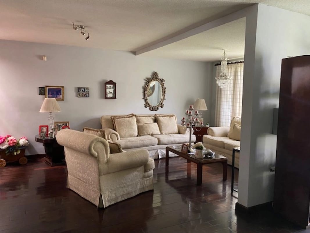 Townhouse en venta Cañadas de Elgin — Casa en Venta en cañadas de elgin, Zona 13, Guatemala, Ciudad — foto 2 de 3