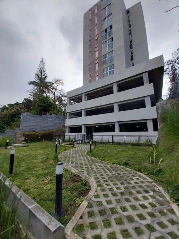 VENDO APARTAMENTO EN ZONA 2 — Apartamento en Venta en Serene, Zona 2, Guatemala, Ciudad — foto 16 de 17