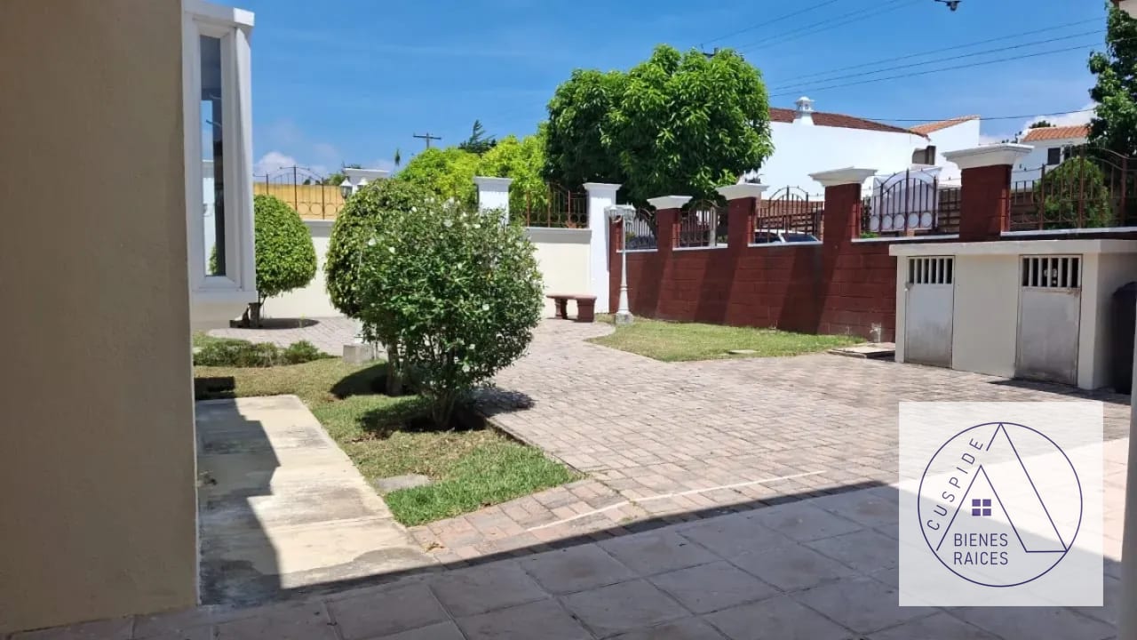 Carretera a El Salvador km 16.5 Entrada a Olmeca "Casa en Venta Colinas de Andalucía" — Casa en Venta en Colinas De Andalucia, Carretera a El Salvador, Guatemala, Ciudad — foto 4 de 4