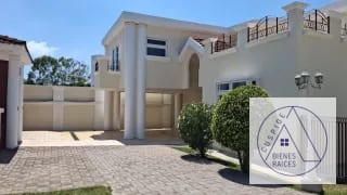 Carretera a El Salvador km 16.5 Entrada a Olmeca  "Casa en Venta Colinas de Andalucía" — Casa en Venta en Colinas De Andalucia, Carretera a El Salvador, Guatemala, Ciudad — miniatura 2 de 4