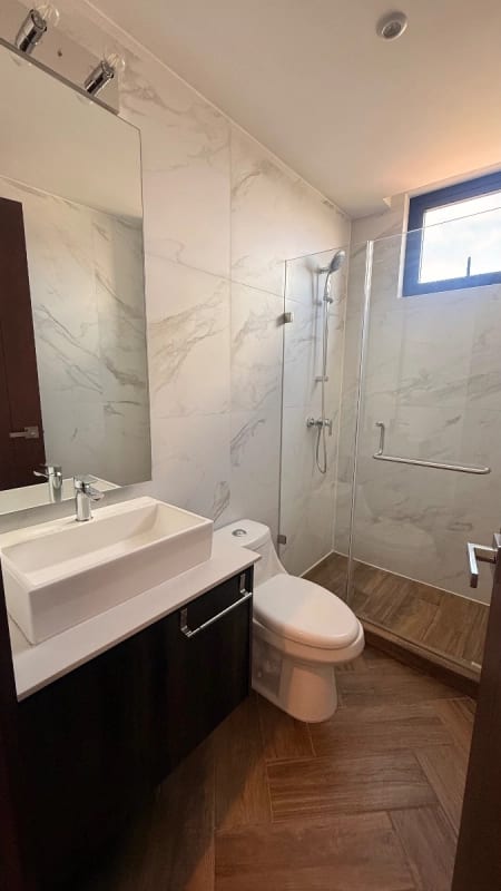 Apartamento en Venta — Apartamento en Venta en Naori, Zona 10, Guatemala, Ciudad — foto 11 de 14