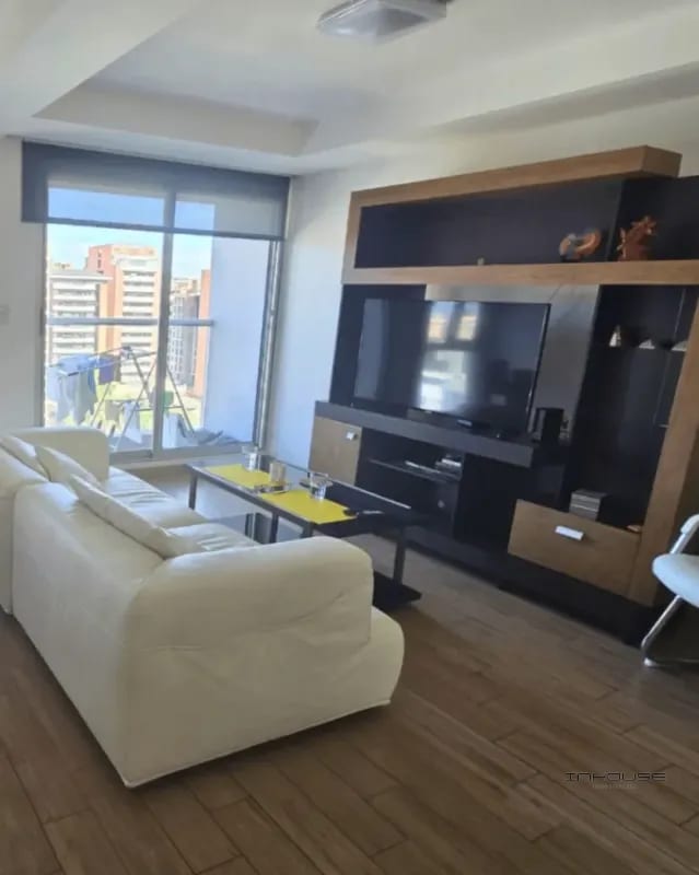 APARTAMENTO EN VENTA ZONA 10, CITY HAUS. NIVEL ALTO — Apartamento en Venta en City Haus, Zona 10, Guatemala, Ciudad — foto 7 de 8