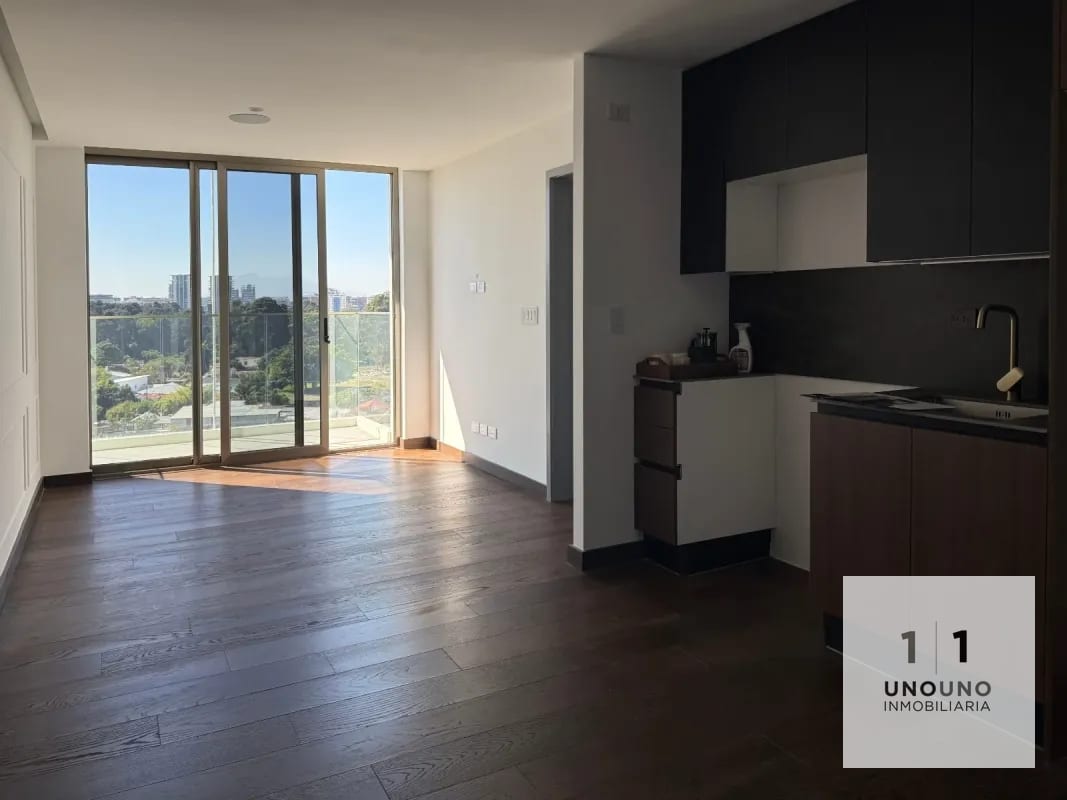 Apartamento en alquiler en Atarah, zona 10 — Apartamento en Alquiler en Atarah, Zona 10, Guatemala, Ciudad — foto 3 de 9