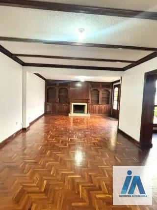 CASA EN VENTA - 📍Residenciales Mallorca, zona 14 _Una residencia única con acabados de caoba y amplio jardín_ — Casa en Venta en Zona 14, Guatemala, Ciudad — miniatura 15 de 16