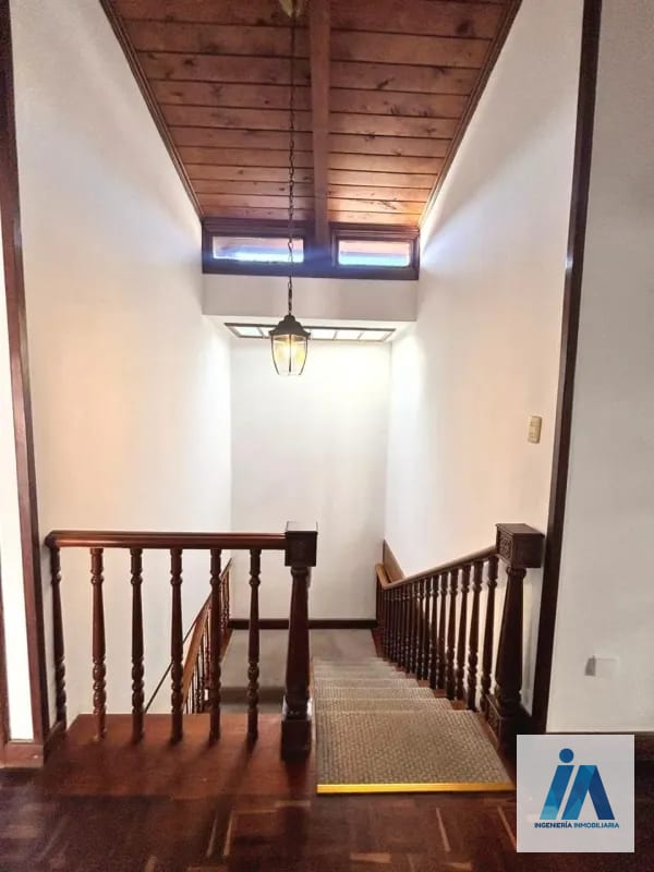 CASA EN VENTA - đResidenciales Mallorca, zona 14 _Una residencia Ășnica con acabados de caoba y amplio jardĂn_ â Casa en Venta en Zona 14, Guatemala, Ciudad â foto 8 de 16