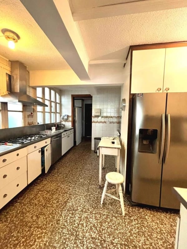 CASA EN VENTA - AMPLIO JARDÍN -  MALLORCA LA VILLA ZONA 14 — Casa en Venta en Zona 14, Guatemala, Ciudad — foto 6 de 16