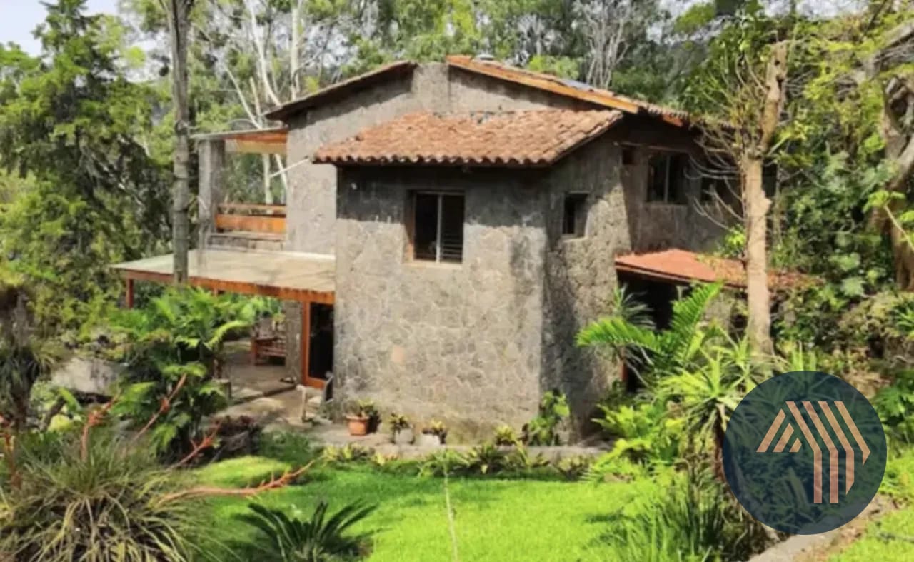 Alquiler de Hermosa Casa Frente a Lago Atitlán - Cerro de Oro — Casa vacacional en Alquiler en Cerro de Oro, Sololá — foto 1 de 11
