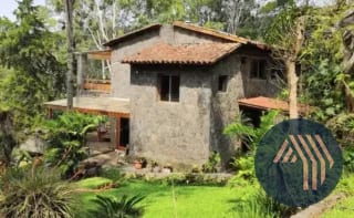 Alquiler de Hermosa Casa Frente a Lago Atitlán - Cerro de Oro — Casa vacacional en Alquiler en Cerro de Oro, Sololá — miniatura 1 de 11