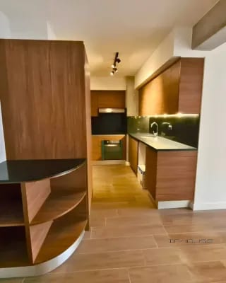 APARTAMENTO EN VENTA ZONA 4 EN NIVEL ALTO — Apartamento en Venta en Granat, Zona 4, Guatemala, Ciudad — miniatura 3 de 10