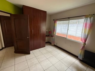 Casa Prados De Muxbal ALQUILER — Casa en Alquiler en Muxbal, Guatemala, Ciudad — miniatura 4 de 14