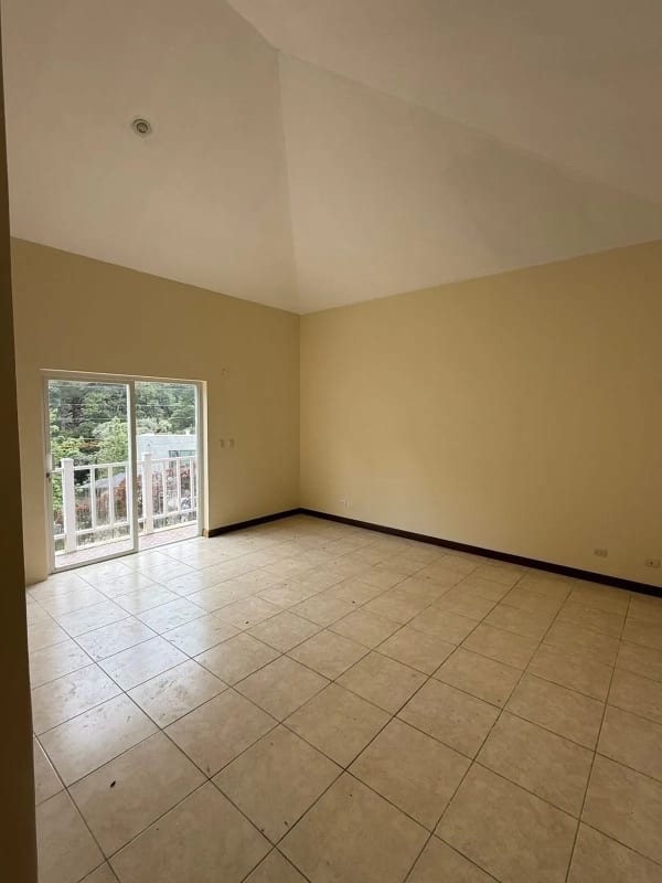 Casa Prados De Muxbal ALQUILER — Casa en Alquiler en Muxbal, Guatemala, Ciudad — foto 2 de 14