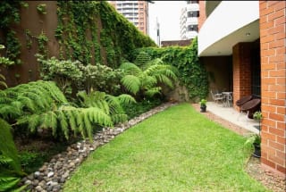 APARTAMENTO CON JARDÍN - ZONA 14 — Apartamento en Venta en Plenum 14, Zona 14, Guatemala, Ciudad — miniatura 6 de 12