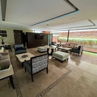 Apartamento con Jardín - Zona 14 — Apartamento en Alquiler en Plenum 14, Zona 14, Guatemala, Ciudad — miniatura 5 de 12