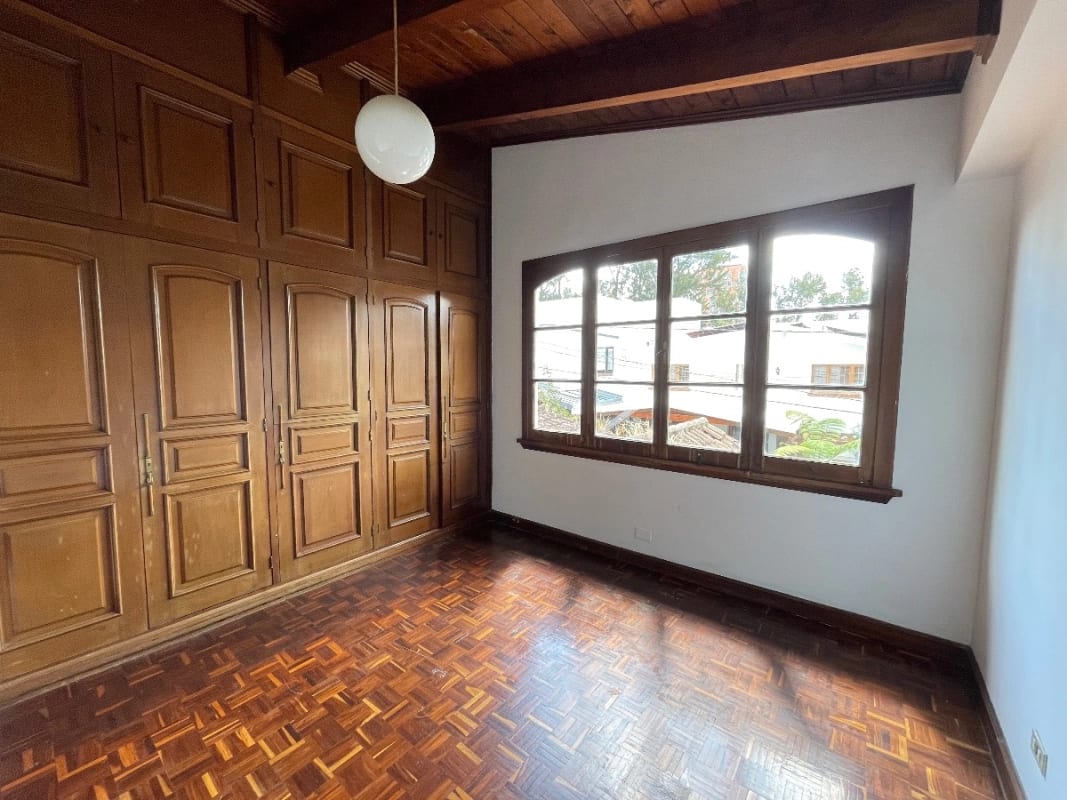 CASA VENTA ZONA 14 , RESIDENCIALES MALLORCA, SECTOR LA VILLA, 670 MTS2~3 DORMITORIOS, IDEAL REMODELAR $775,000 — Casa en Venta en La Villa, Zona 14, Guatemala, Ciudad — foto 3 de 9