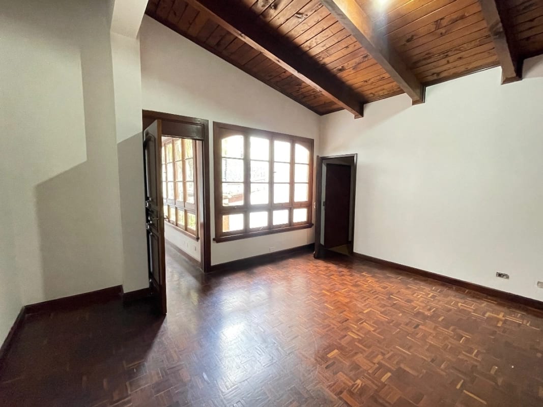 CASA VENTA ZONA 14 , RESIDENCIALES MALLORCA, SECTOR LA VILLA, 670 MTS2~3 DORMITORIOS, IDEAL REMODELAR $775,000 — Casa en Venta en La Villa, Zona 14, Guatemala, Ciudad — foto 2 de 9