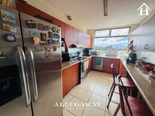 APTO. AMPLIO C/ VISTA -3 HAB. / EDIFICIO Z. 14 — Apartamento en Venta en Zona 14, Guatemala, Ciudad — miniatura 9 de 12