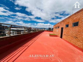 APTO. AMPLIO C/ VISTA -3 HAB. / EDIFICIO Z. 14 — Apartamento en Venta en Zona 14, Guatemala, Ciudad — miniatura 2 de 12