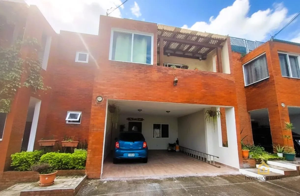 Vendo casa 4 habitaciones + cuarto de servicio en zona 16 — Casa en Venta en Hacienda Real, Zona 16, Guatemala, Ciudad — foto 1 de 11