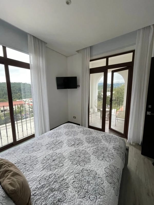 Apto amoblado en venta en LIRIOS DE CAYALÁ zona 16 — Apartamento en Venta en Lirios de Cayalá II, Zona 16, Guatemala, Ciudad — foto 3 de 10