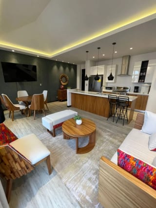 Apto amoblado en venta en LIRIOS DE CAYALÁ 2 zona 16 — Apartamento en Venta en Lirios de Cayalá II, Zona 16, Guatemala, Ciudad — miniatura 1 de 13