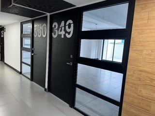 VENTA 2 OFICINA EDIFICIO ASCEND ZONA 9 — Oficina en Venta en Zona 9, Guatemala, Ciudad — miniatura 1 de 8