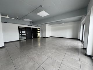 VENTA 2 OFICINA EDIFICIO ASCEND ZONA 9 — Oficina en Venta en Zona 9, Guatemala, Ciudad — miniatura 3 de 8