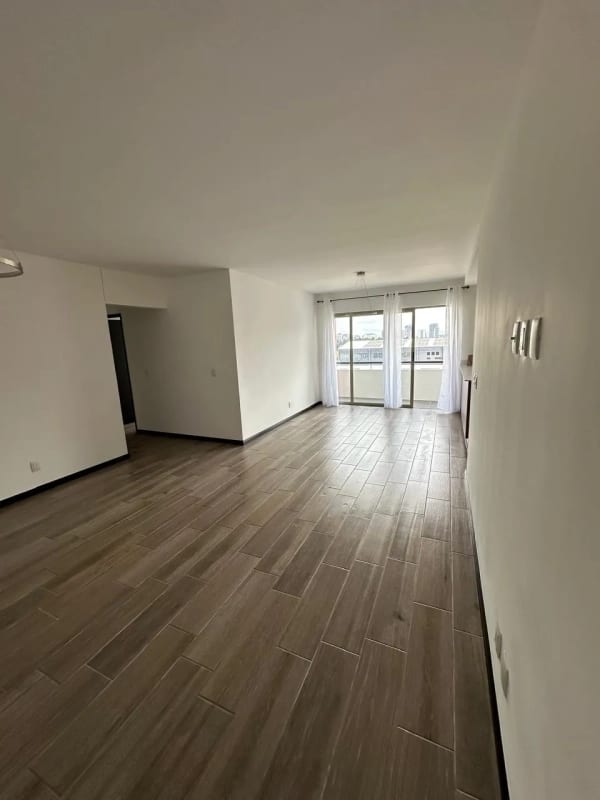APARTAMENTO EN RENTA ZONA 14 SEGHUERIA — Apartamento en Alquiler en Zona 14, Guatemala, Ciudad — foto 7 de 8