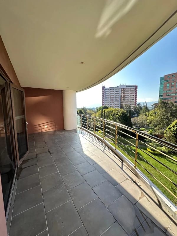 Apartamento amplio en renta – TADEUS, Zona 14, $2400 — Apartamento en Alquiler en Tadeus, Zona 14, Guatemala, Ciudad — foto 12 de 14