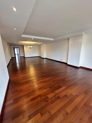 Apartamento amplio en renta – TADEUS, Zona 14, $2400 — Apartamento en Alquiler en Tadeus, Zona 14, Guatemala, Ciudad — miniatura 3 de 14