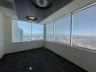 Oficina en Renta Boulevard Proceres — Oficina en Alquiler en Zona Pradera, Zona 10, Guatemala, Ciudad — miniatura 1 de 9
