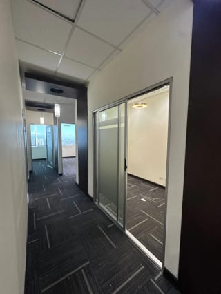 Oficina en Renta Boulevard Proceres — Oficina en Alquiler en Zona Pradera, Zona 10, Guatemala, Ciudad — miniatura 5 de 9