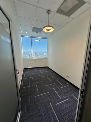 Oficina en Renta Boulevard Proceres — Oficina en Alquiler en Zona Pradera, Zona 10, Guatemala, Ciudad — miniatura 3 de 9