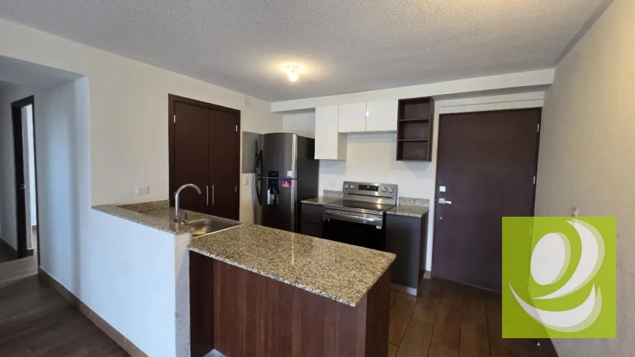 APARTAMENTO EN VENTA EN SENDEROS ZONA 16 — Apartamento en Venta en Zona 16, Guatemala, Ciudad — foto 11 de 14