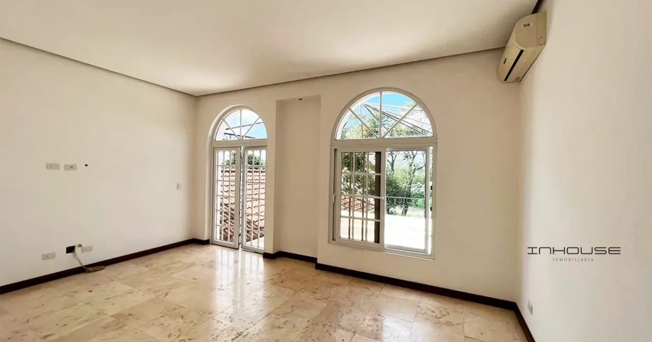 CASA EN VENTA EN ZONA 16 CAYALÁ — Casa en Venta en Zona 16, Guatemala, Ciudad — foto 3 de 11