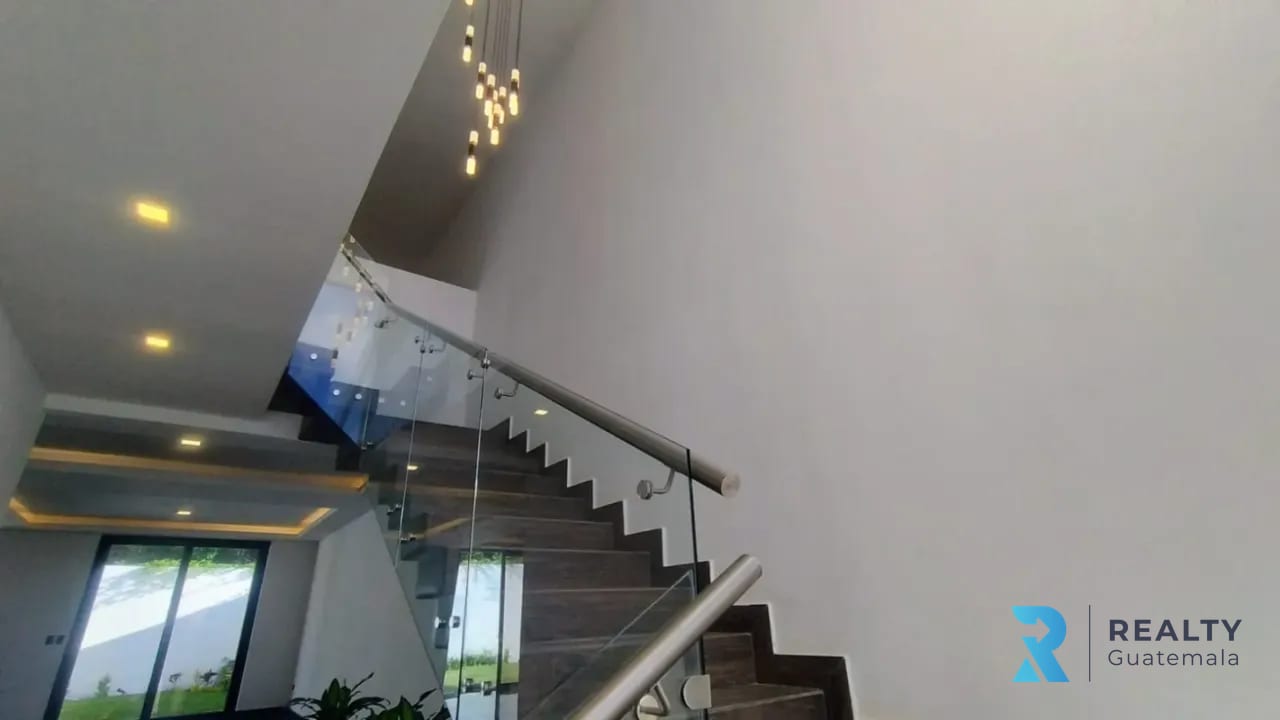 VENDO Casa, Diamantes De Gadiel, Carretera Santa Elena Barillas, Para Estrenar!! — Casa en Venta en Villa Canales, Guatemala, Ciudad — foto 1 de 8