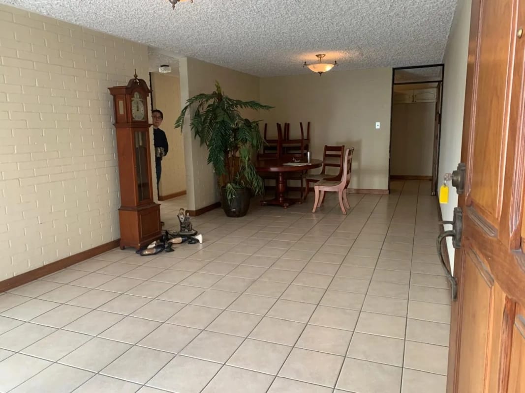 Apartamento en Casa Sta Mònica zona 10 — Apartamento en Alquiler en Zona 10, Guatemala, Ciudad — foto 11 de 14