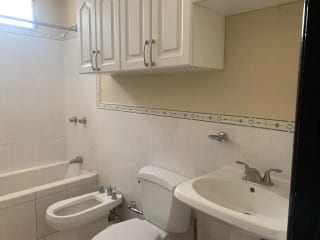 Apartamento en Casa Sta Mònica zona 10 — Apartamento en Alquiler en Zona 10, Guatemala, Ciudad — miniatura 3 de 14