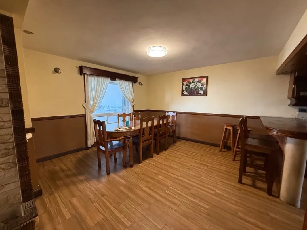 CASA EN VENTA CON ACABADOS EN MADERA Y VISTA ESECTÁCULAR RESIDENCIAL LOMAS DEL BOSQUE MIXCO — Casa en Venta en Zona 11 Mixco, Guatemala, Ciudad — foto 4 de 7