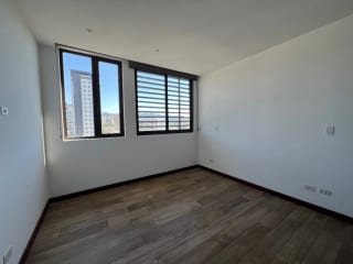 ZONA 15 VISTA HERMOSA 2, APARTAMENTO  RENTA 1 DORMITORIO 55MTS $750 +  IVA EDIFICIO CON TODAS LAS AMENIDADES (NO TIENE BALCÓN) IDEAL PARA INDEPENDIZARSE — Apartamento en Alquiler en Zona 15, Guatemala, Ciudad — miniatura 8 de 9