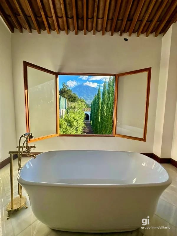 Espectacular casa en venta en Antigua Guatemala — Casa en Venta en Antigua, Sacatepéquez — foto 5 de 13