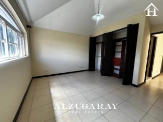 CASA AMPLIA C/ JARDIN, SAN JOSÉ PINULA - 3 HAB./ CONDOMINIO LOS MANANTIALES — Casa en Venta en Carretera a El Salvador, Guatemala, Ciudad — miniatura 4 de 11
