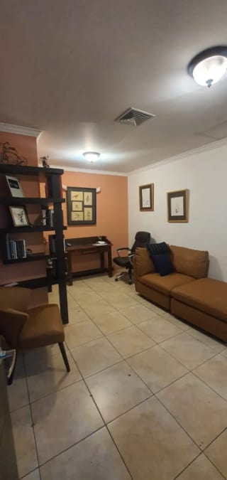 Venta de Oficina en Edificio Avante, zona 15, Vista Hermosa — Oficina en Venta en Zona 15, Guatemala, Ciudad — miniatura 10 de 12