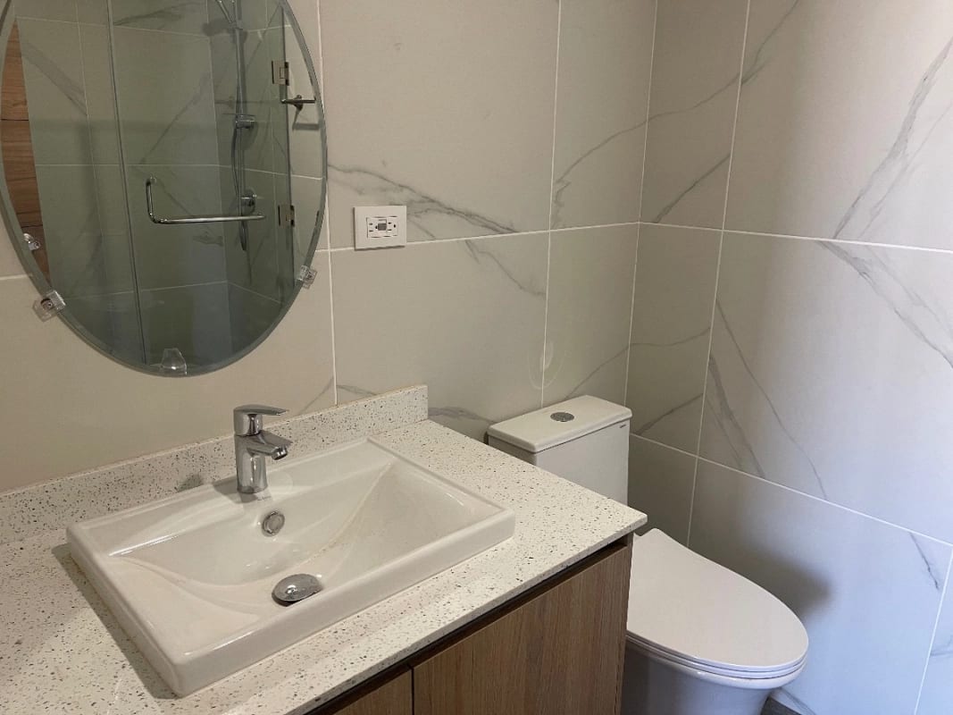 APARTAMENTO RENTA ZONA 15 VH1, 94 MTS2, 3 DORMITORIOS, 3 PARQUEOS  $1,350 — Apartamento en Alquiler en Vista Hermosa I, Zona 15, Guatemala, Ciudad — foto 2 de 6