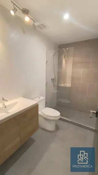 Apartamento con jardín en venta, Edificio Iridia, Zona 13 — Apartamento en Venta en Zona 13, Guatemala, Ciudad — miniatura 2 de 13