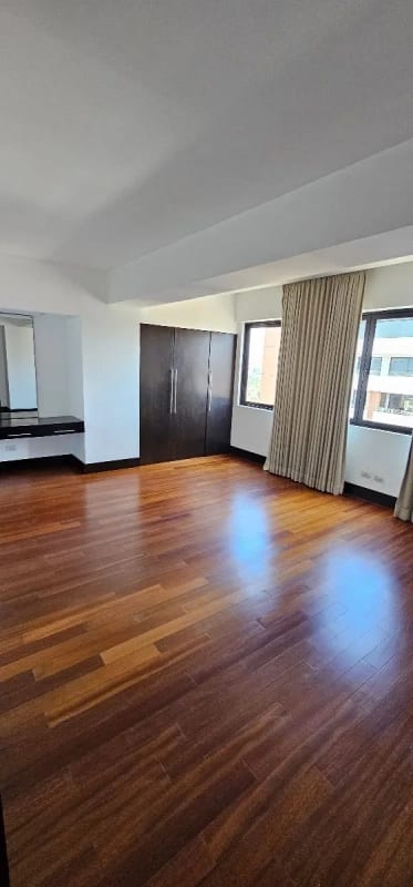 Venta Penthouse de 3 niveles en zona 14 — Apartamento en Venta en Zona 14, Guatemala, Ciudad — foto 10 de 14