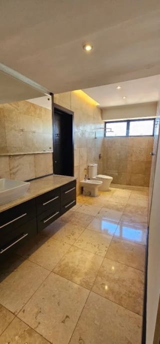 Venta Penthouse de 3 niveles en zona 14 — Apartamento en Venta en Zona 14, Guatemala, Ciudad — miniatura 9 de 14
