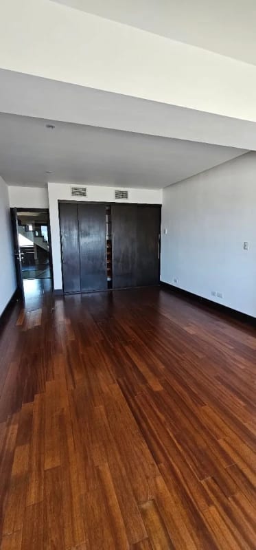 Venta Penthouse de 3 niveles en zona 14 — Apartamento en Venta en Zona 14, Guatemala, Ciudad — foto 4 de 14
