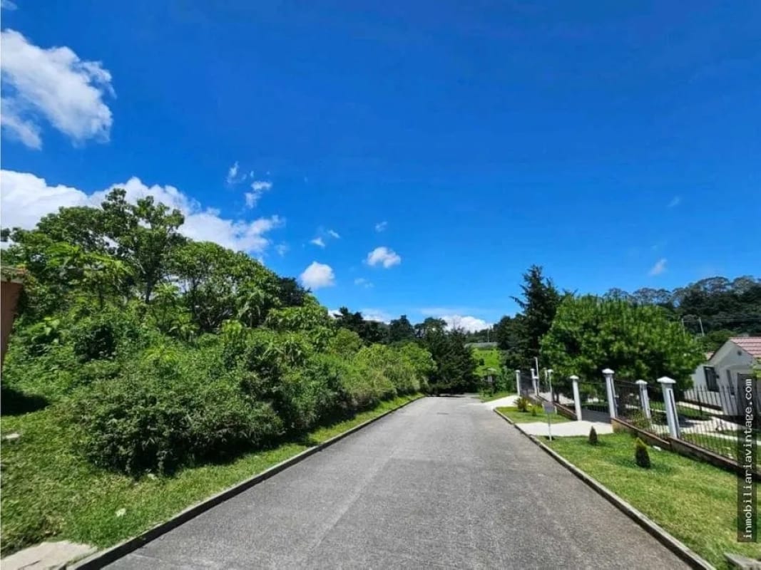 VENTA TERRENO, KM 23.5 CARRETERA A EL SALVADOR, CONDOMINIO CASA Y CAMPO — Terreno en Venta en Carretera a El Salvador, Guatemala, Ciudad — foto 1 de 7