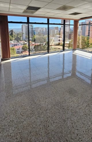 ALQUILER OFICINA ARISTOS REFORMA, ZONA 9 — Oficina en Alquiler en Aristos Reforma, Zona 9, Guatemala, Ciudad — miniatura 1 de 11
